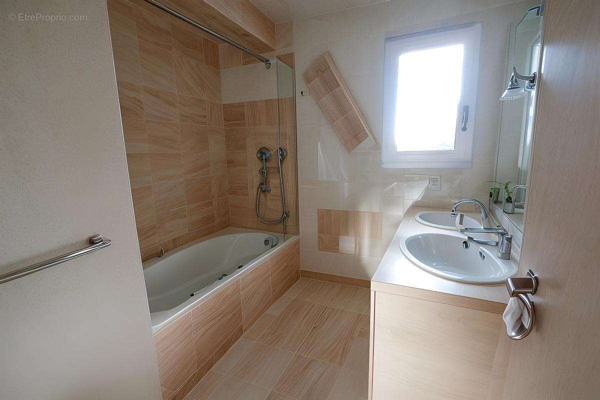 Appartement à SAINT-GILLES