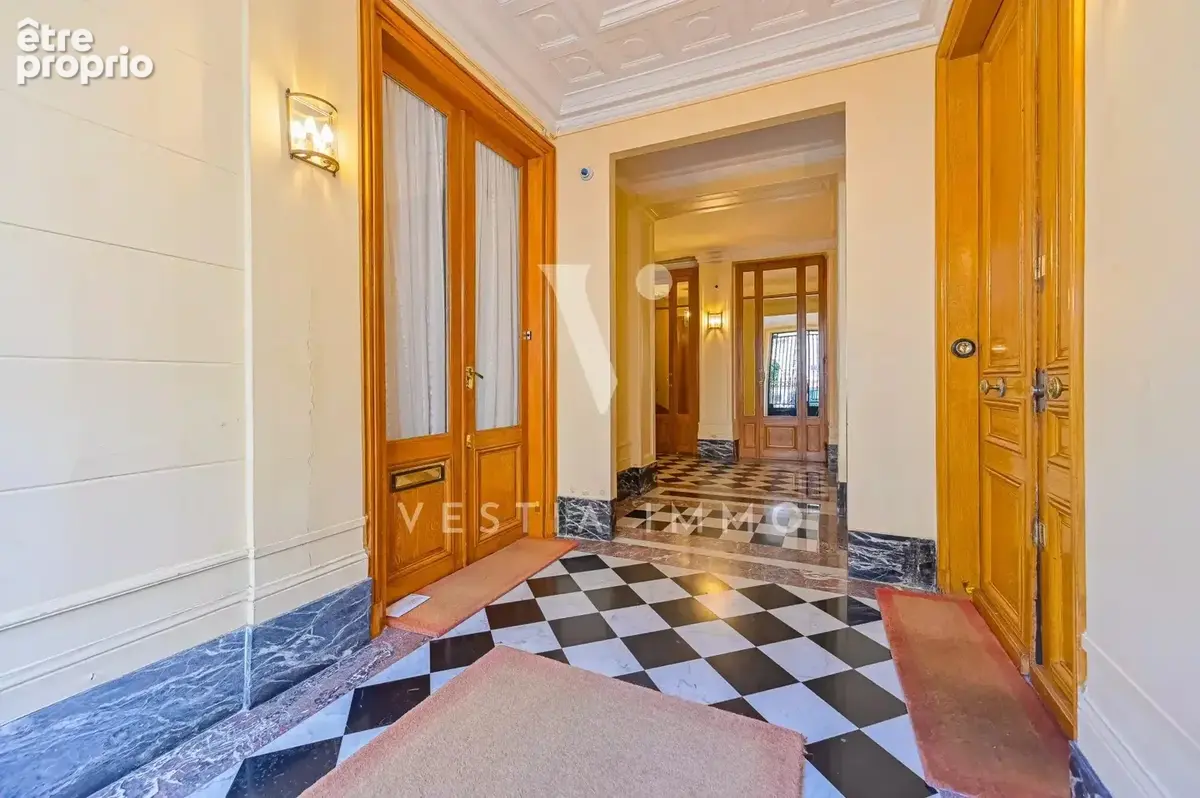 Plaine-Monceau – Appartement familial de caractère – 116 m² – Étage élevé –chambre de service en sus - photo 14