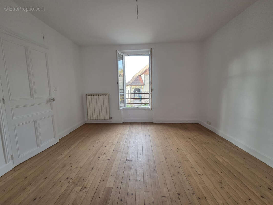 Appartement à LE DONJON