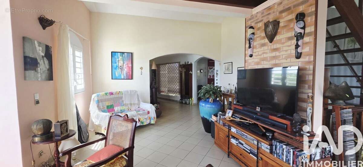 Photo 8 - Maison à LE ROBERT