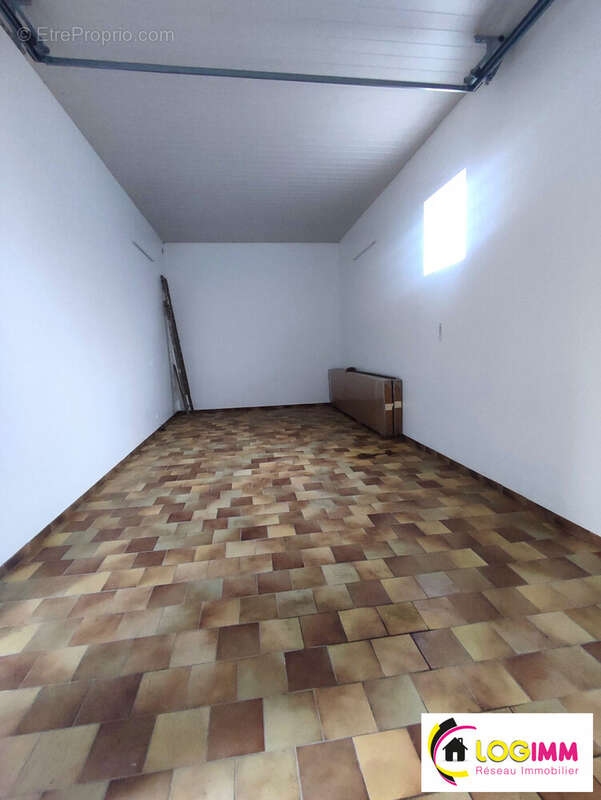 Commerce à VILLEREAU