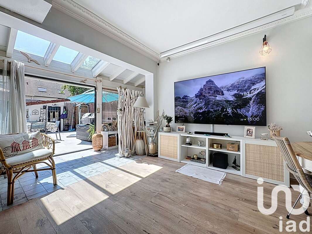 Photo 8 - Maison à MORANGIS