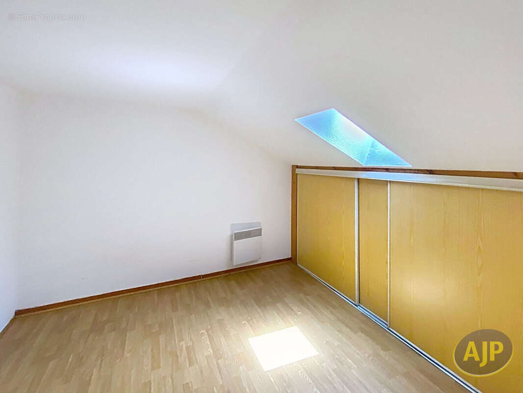 Lesparre Medoc Appartement T3 DUPLEX 67m2 - photo 14