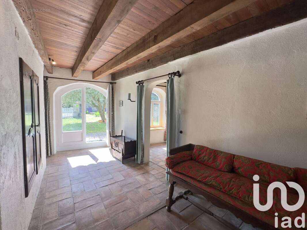 Maison 198 m² à Valaurie  - photo 2