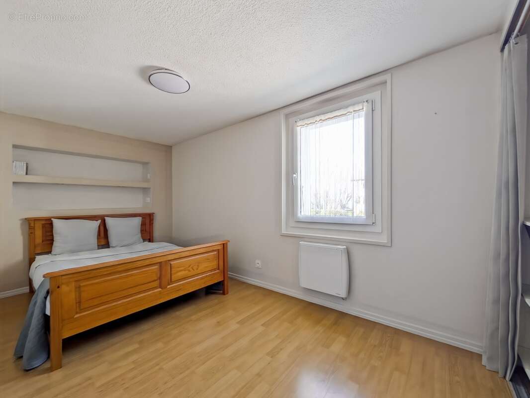 Dpt Haute Savoie (74), à vendre NEUVECELLE - Appartement T3 de 65 m2 proche des commerces - photo 5
