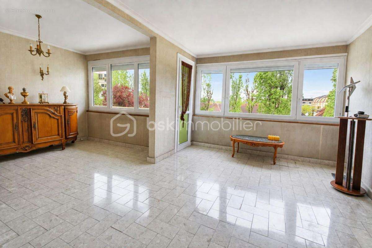 Appartement à RIS-ORANGIS