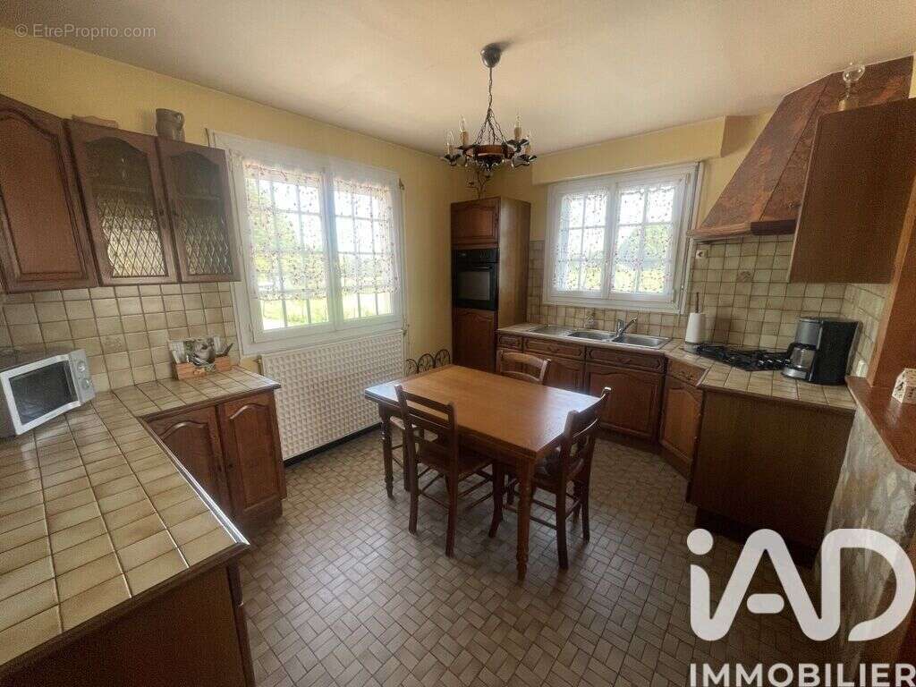 Maison 84 m² à Merdrignac  - photo 8