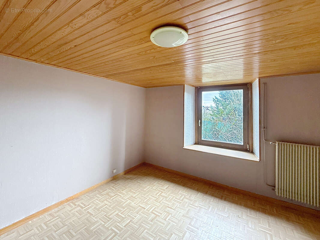 Appartement à DOMPAIRE