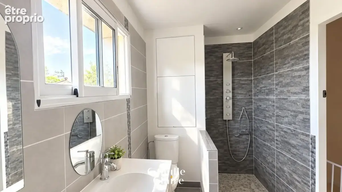 'Nouveauté' Maison type 4/5 avec garage sur 350 m2 terrain commune de Gardanne. - photo 4