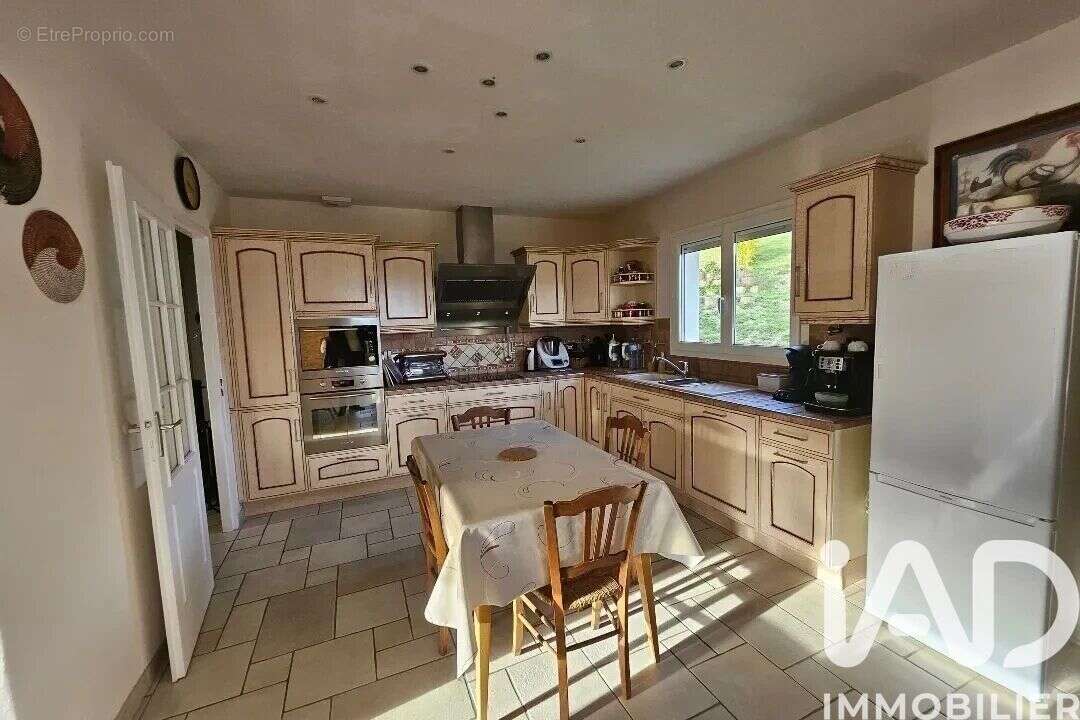 Maison 120 m² à Virieu-Le-Petit  - photo 8