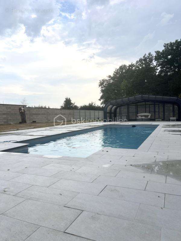 Maison 6 pièces - 4 chambres - Piscine - photo 15