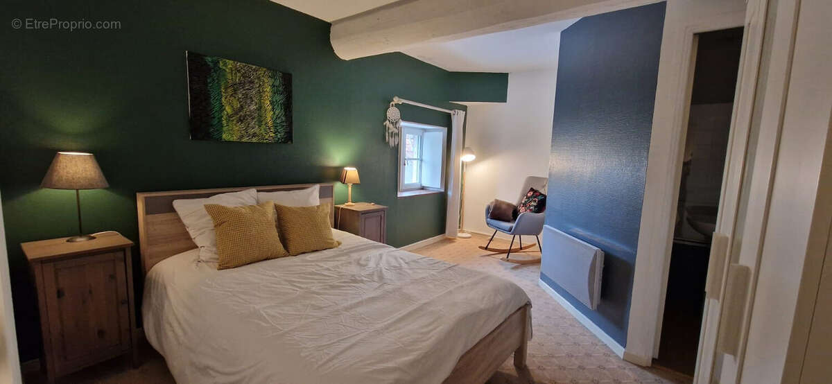 Maison à SAINT-GERVAIS-EN-VALLIERE