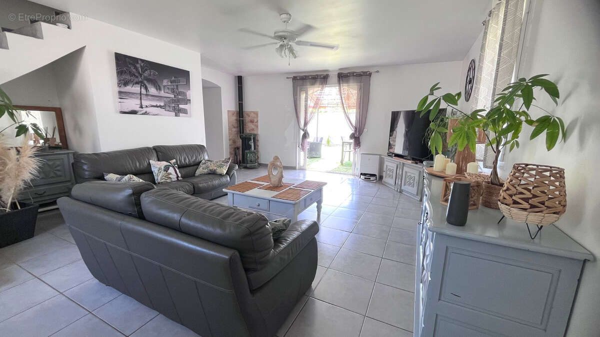 Maison 5 pièces 111 m2 - photo 4