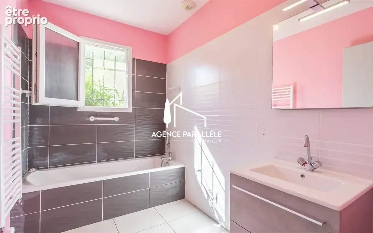 Maison 90 m² à Caumont-Sur-Durance  - photo 8