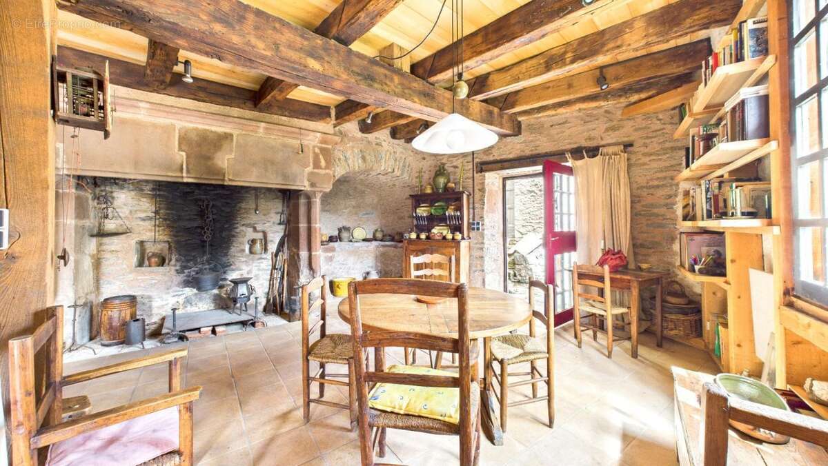 Maison à CONQUES