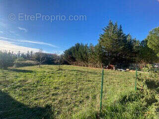 Terrain  libre de construction Cucuron 870 m2 - photo 2