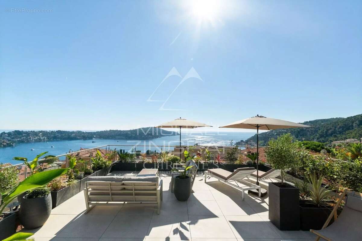 Appartement à VILLEFRANCHE-SUR-MER
