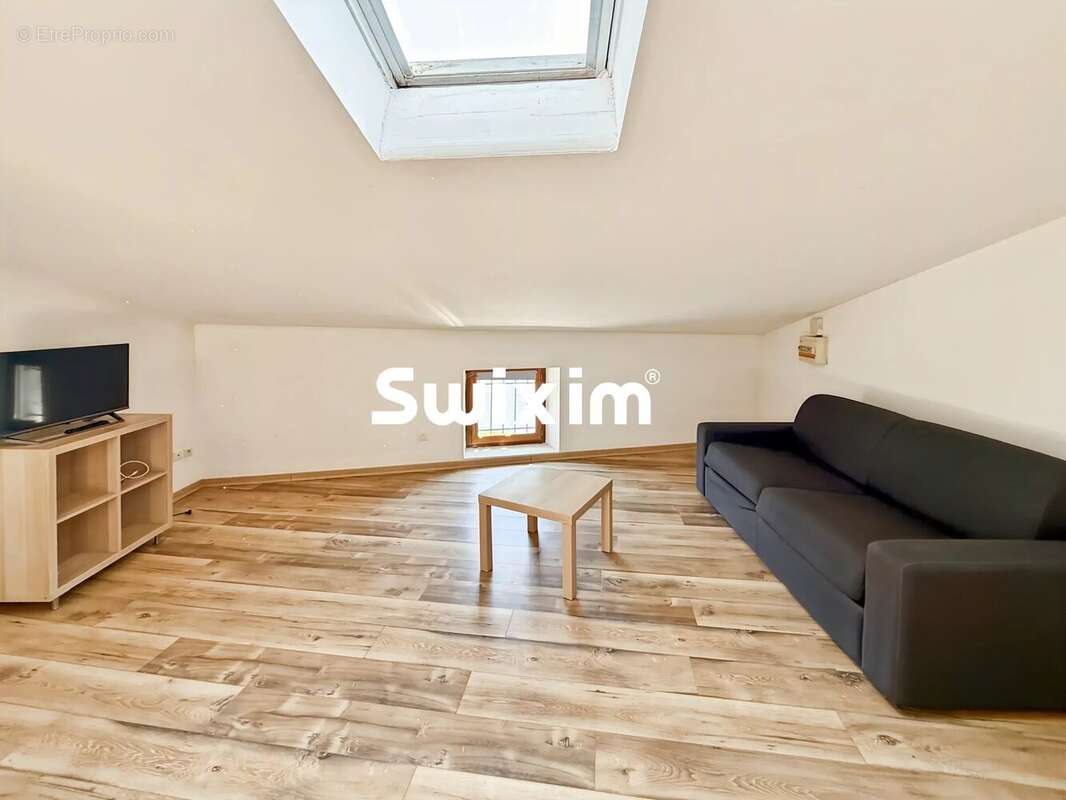 Appartement à BOURG-SAINT-ANDEOL
