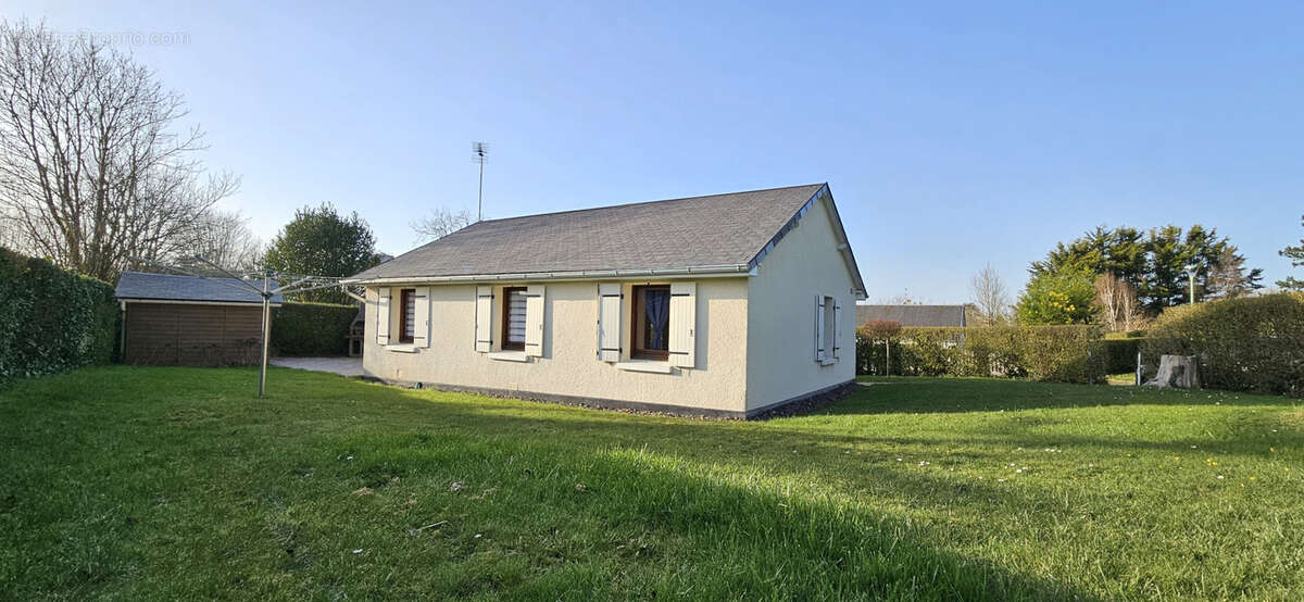 Maison à GRANDCAMP-MAISY