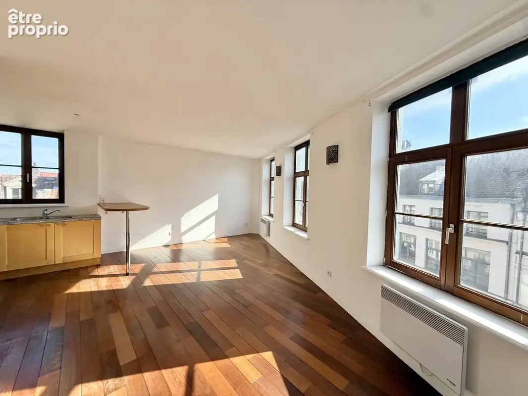 T3 en duplex au dernier étage   vieux-lille - photo 5