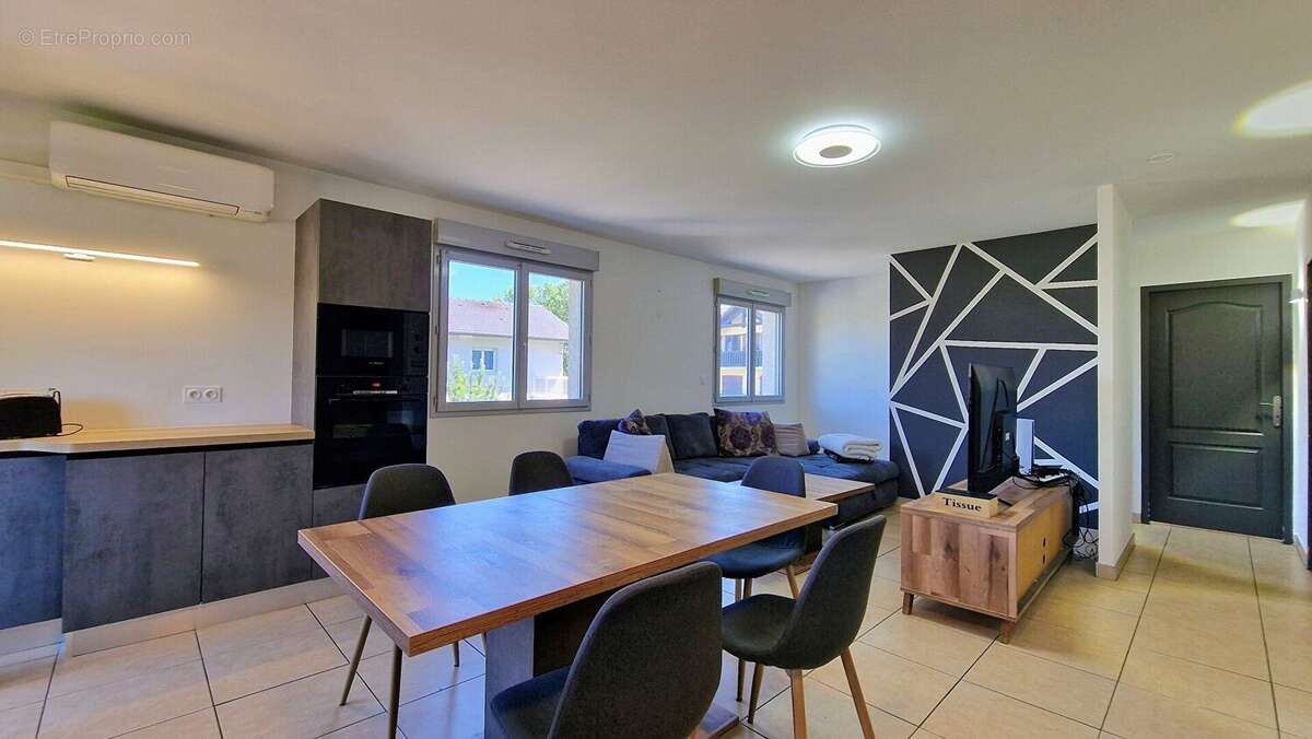 Appartement à VIVIERS-DU-LAC