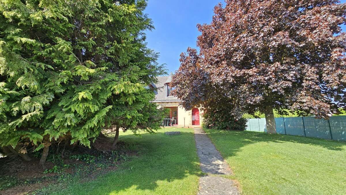Maison à TREGUEUX