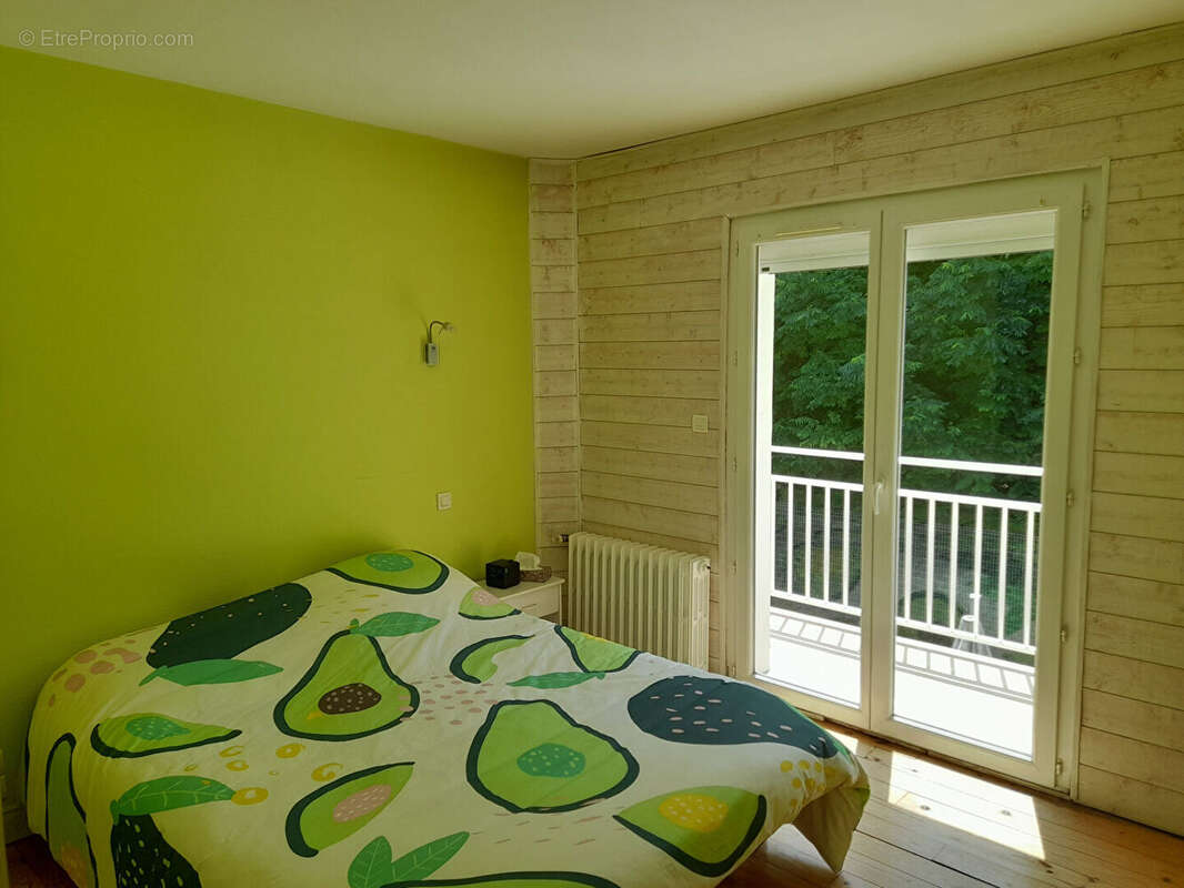 Maison à CHATEAU-GONTIER