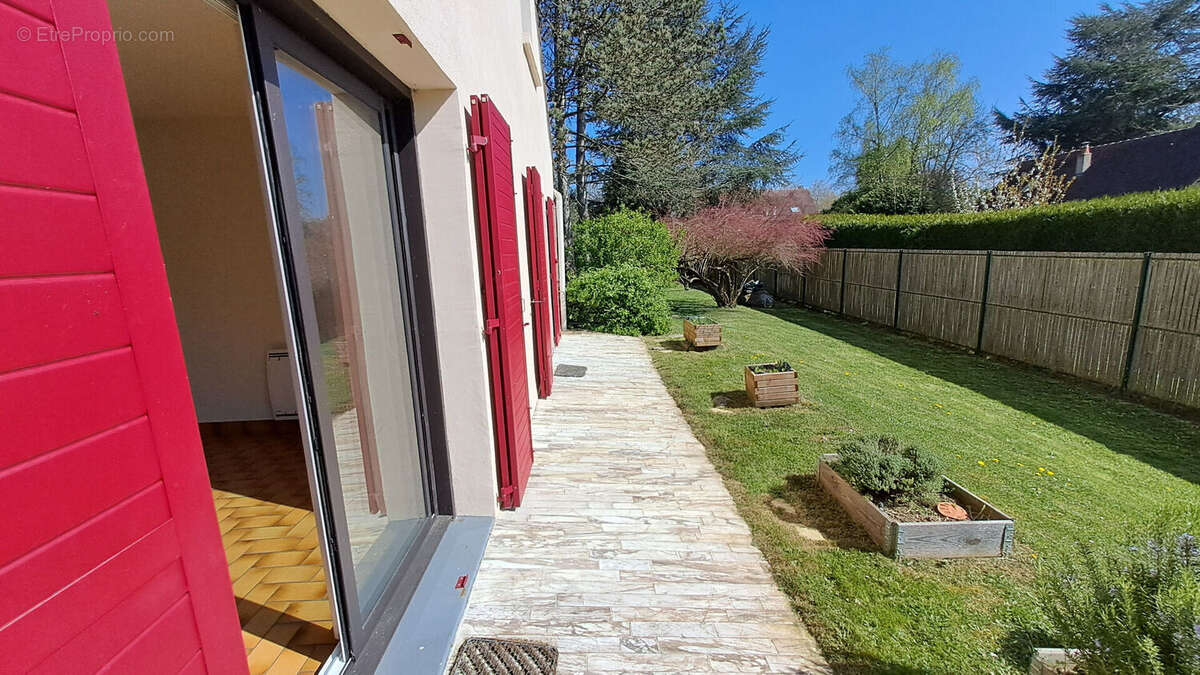 Maison à CERNAY-LA-VILLE