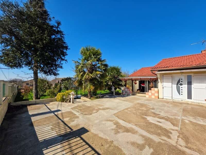 Maison à SAINT-AMOUR