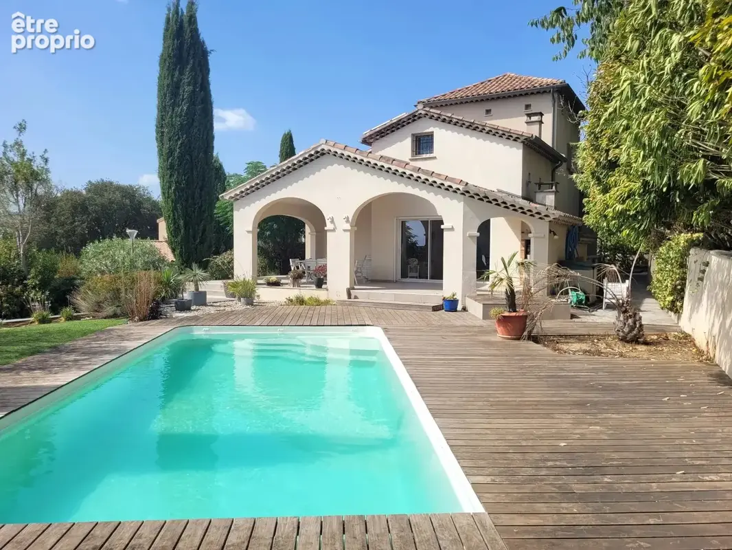 Maison provençale avec piscine - 6 pièces - 157 m² - photo 4