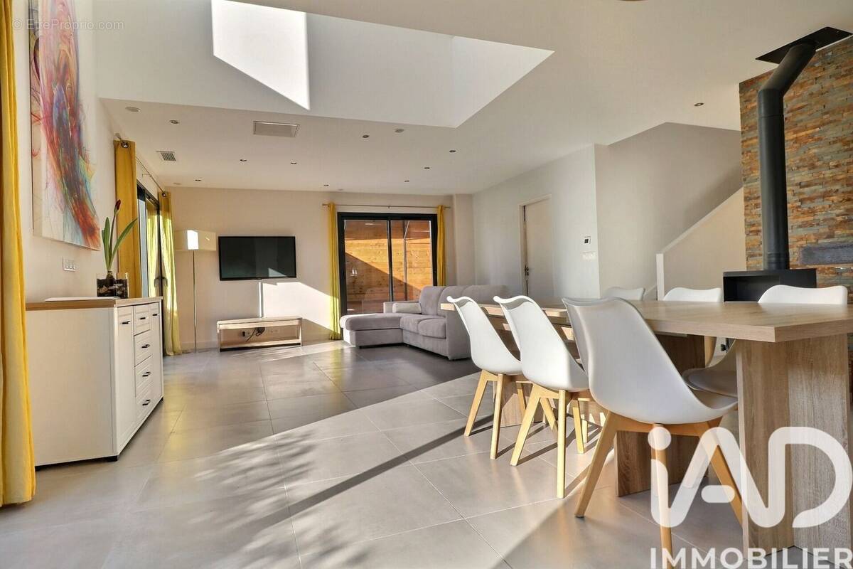 Photo 1 - Maison à TOULOUGES