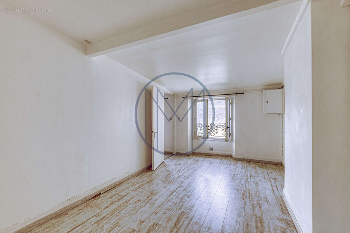 Appartement à VERSAILLES