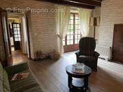 Maison à MEZIERES-SUR-ISSOIRE