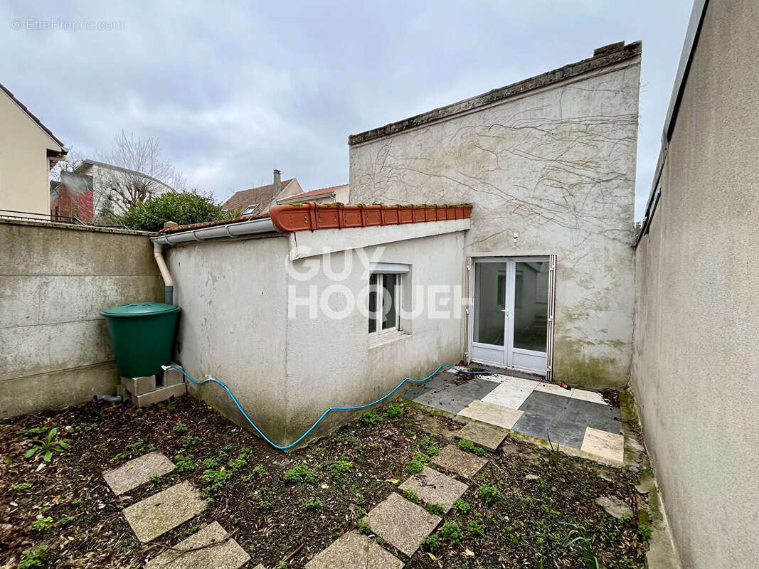 Appartement à FONTENAY-SOUS-BOIS