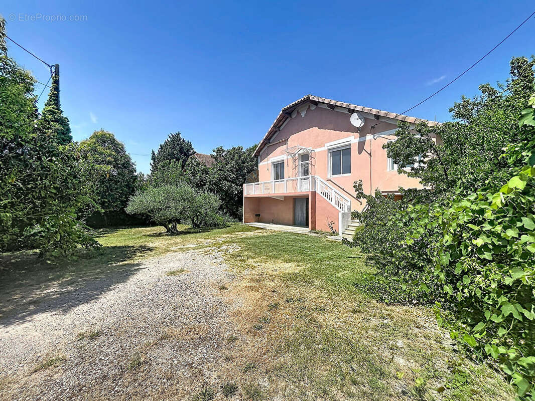 Maison Orange Centre 80 m², 3 chambres, et garage et jardin 590 m² - photo 15