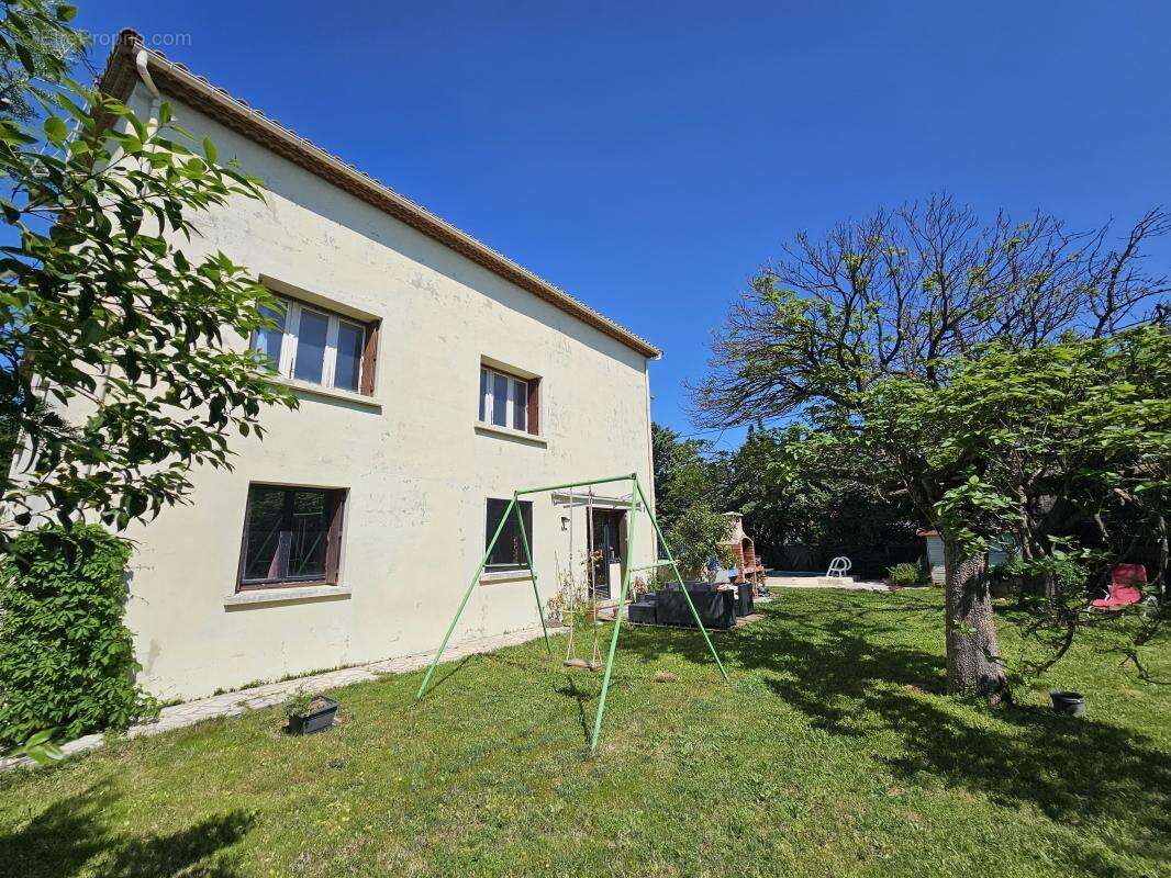 Maison à COURNONTERRAL