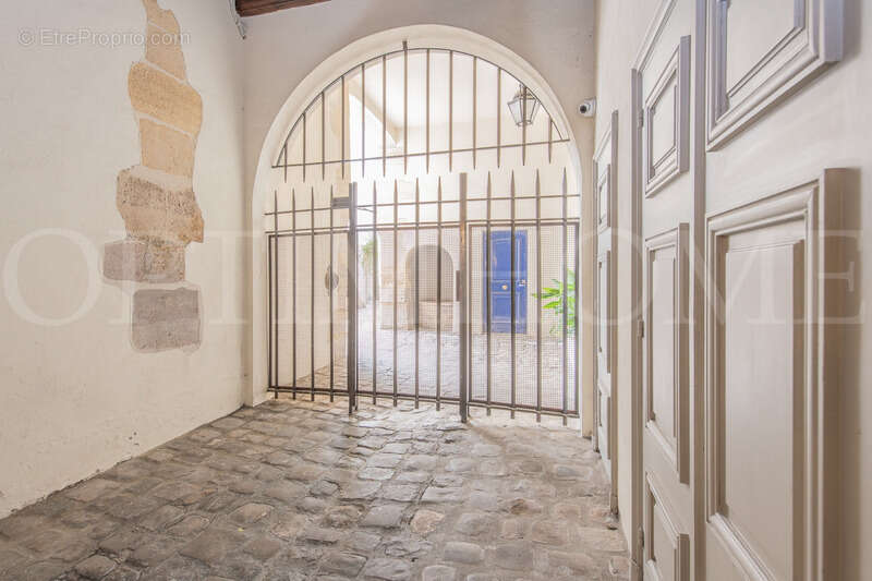 Appartement à PARIS-6E