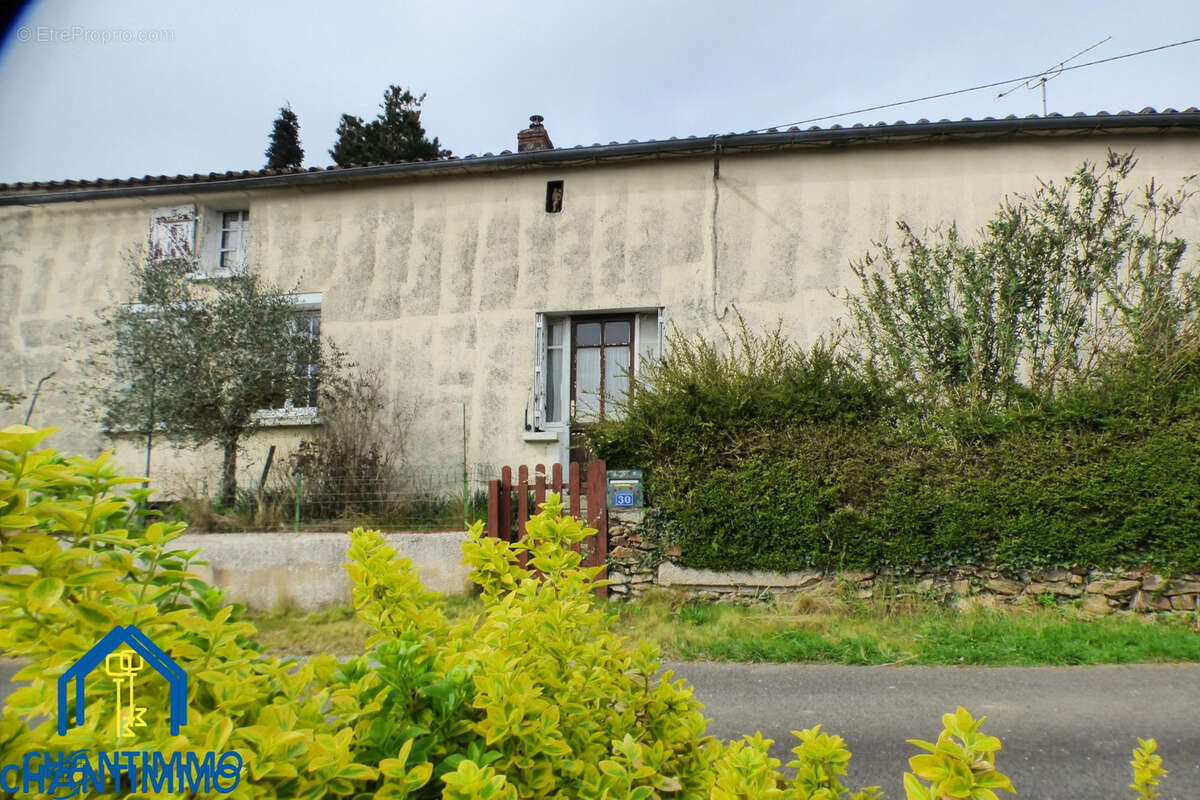 Maison à LA CHATAIGNERAIE