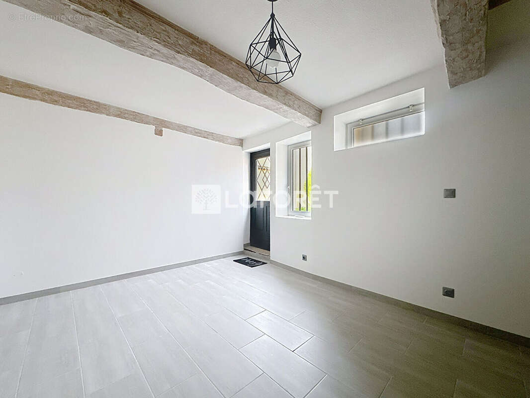 Maison à SAINT-TRIVIER-SUR-MOIGNANS