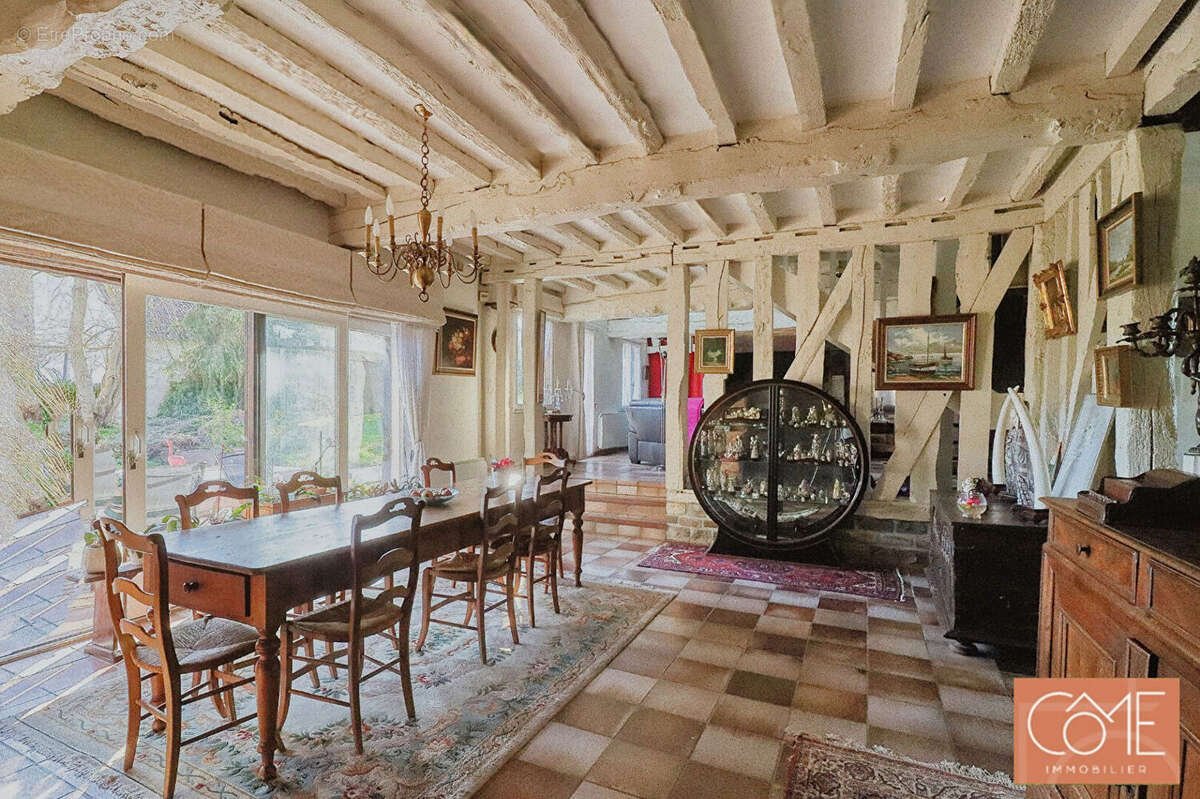 A vendre - 35760 saint gregoire - longere de charme - 6 chambres - 264.27m² hab. et 464.28 m² au sol - terrain 4007 m² - expo su - photo 2