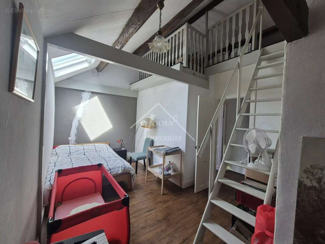 Maison à LALIZOLLE