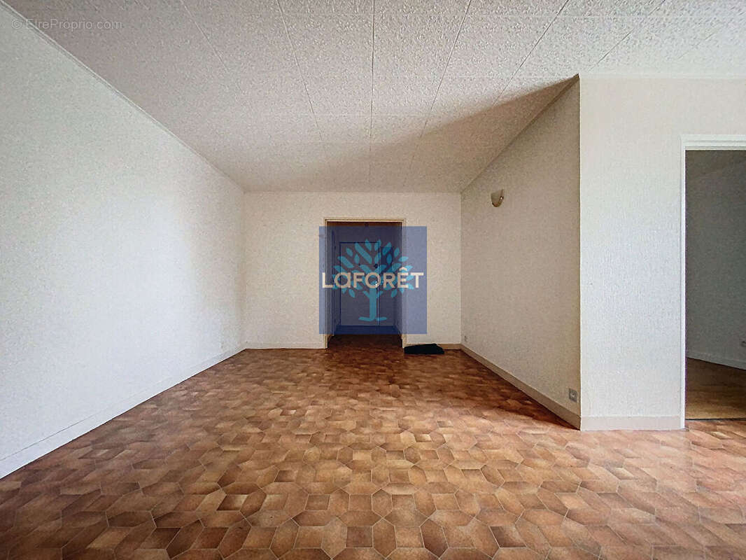 Appartement à ERAGNY