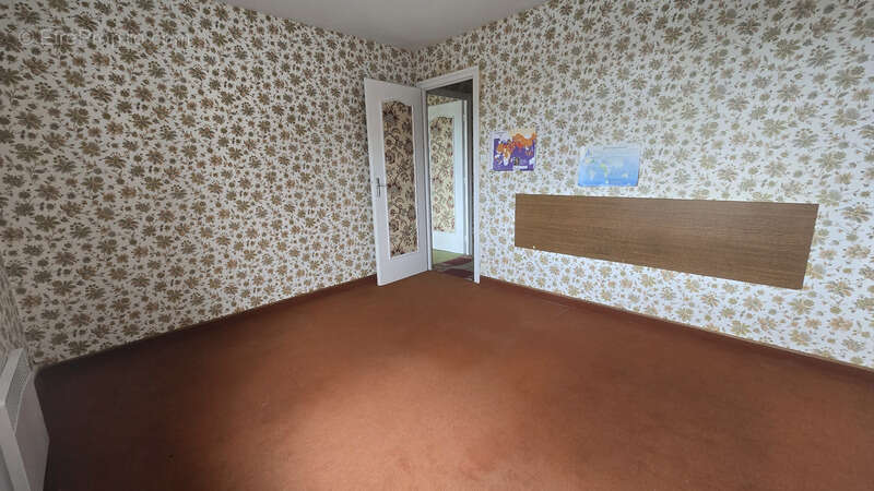 Charmante petite maison en pierresà SAINT JULIEN D'INTRES en Ardèche - photo 12