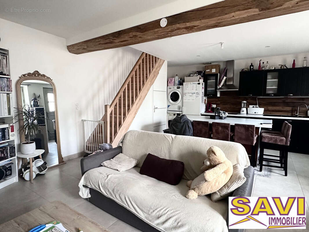 Maison à FERRIERES-EN-GATINAIS