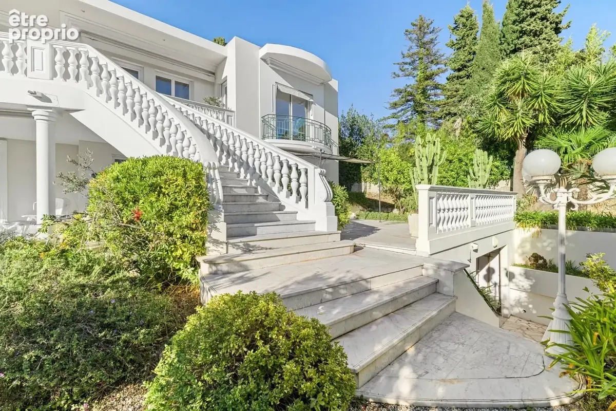 Nice Nord - Collines Saint-Sylvestre - Villa contemporaine 240m2 - jardin - photo 1