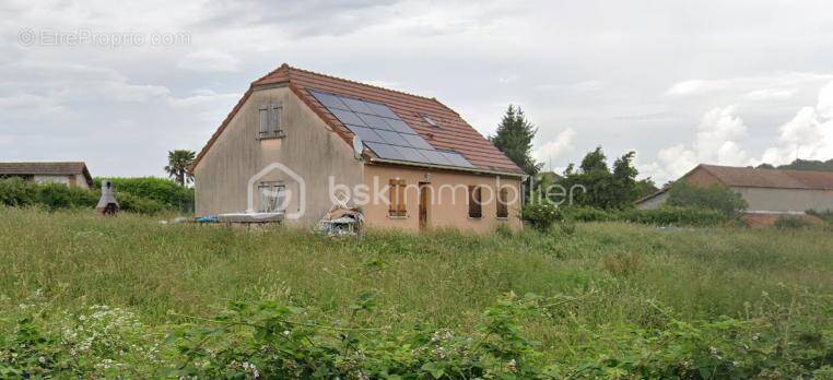 Maison à LUCARRE