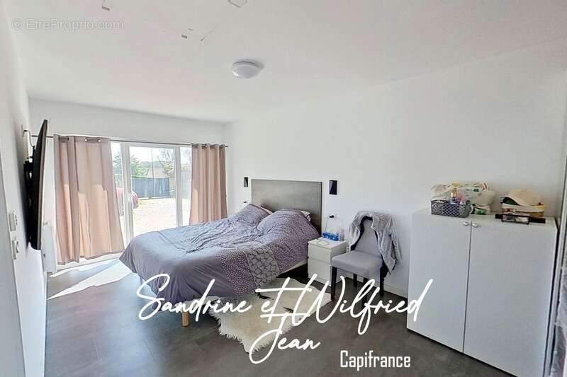 Maison à LA HAYE-MALHERBE