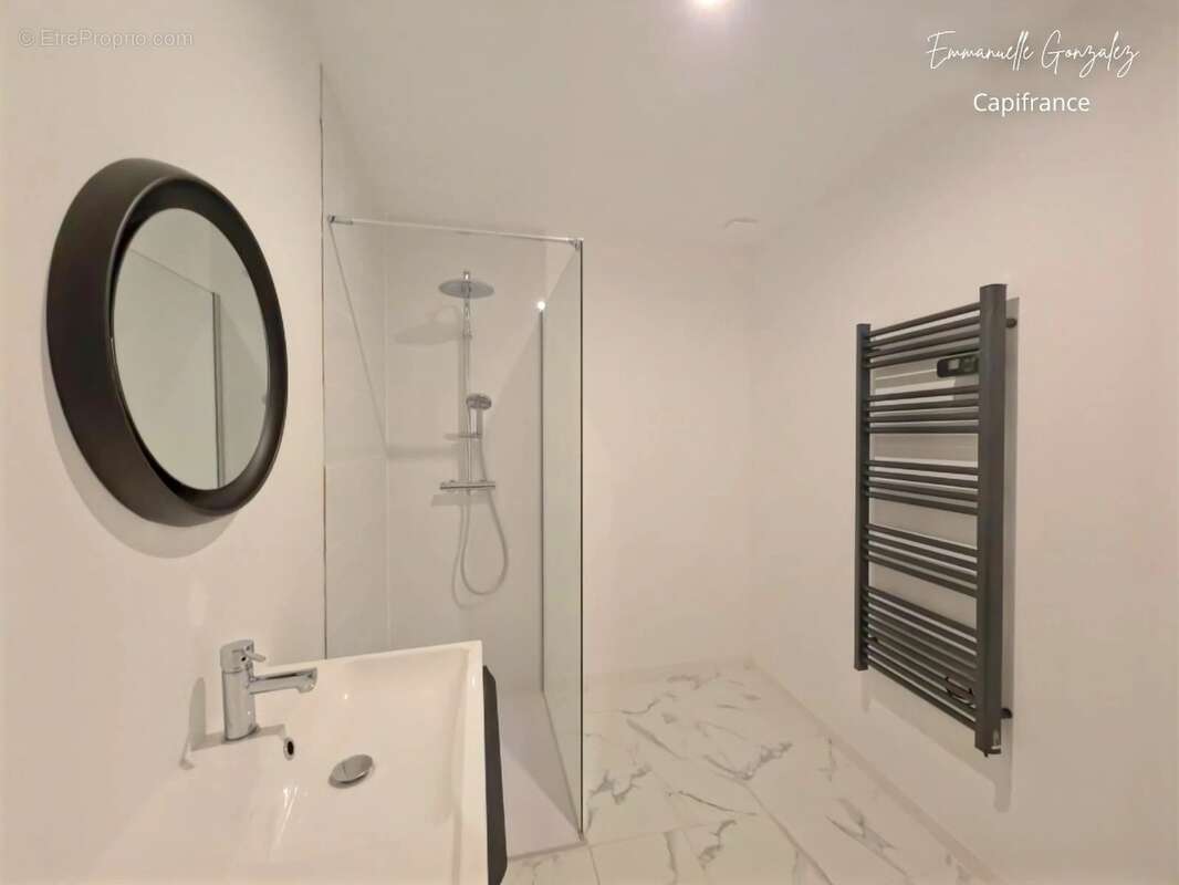 Maison de caractère entièrement rénovée 200m² avec 5 chambres ROUJAN (34) - photo 46