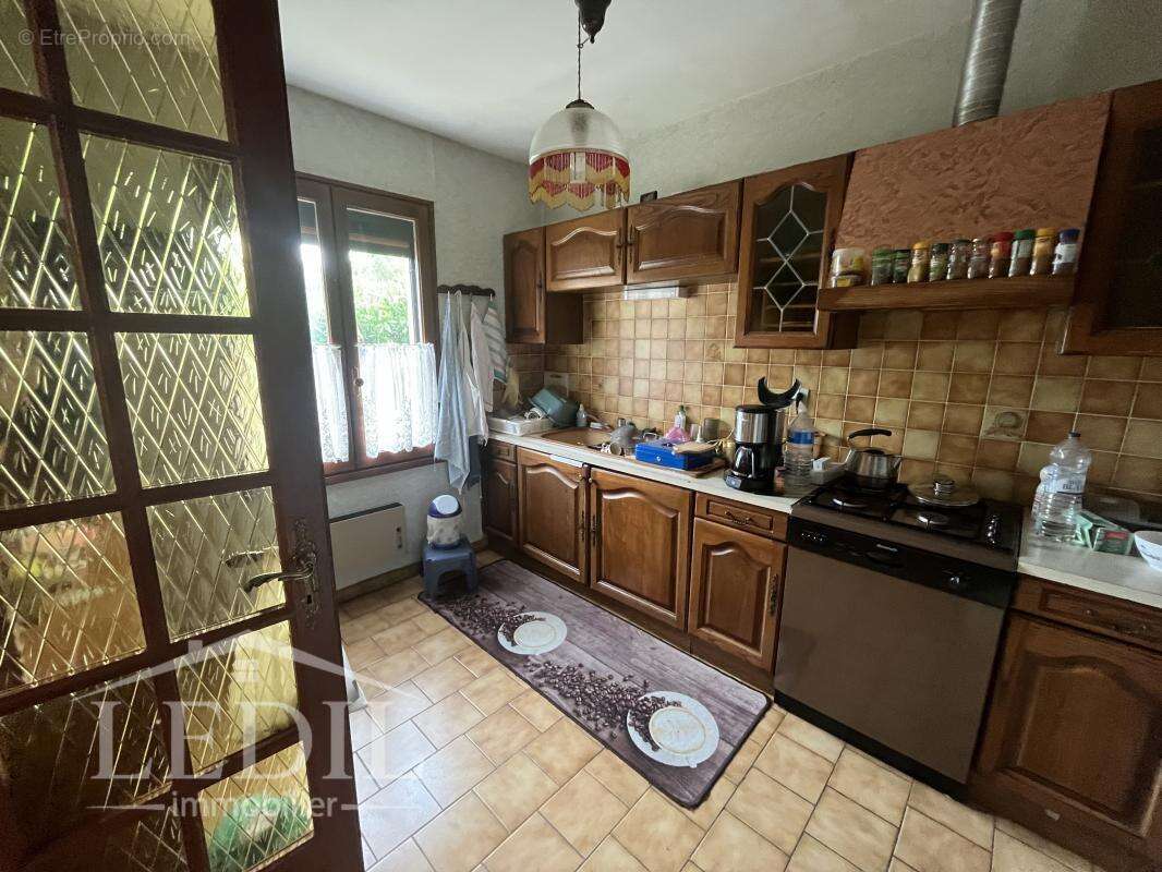 Maison 98 m² à Villeneuve-Sur-Lot  - photo 2