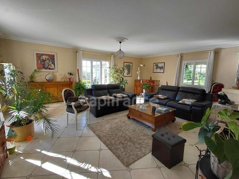 Maison à VALDIVIENNE